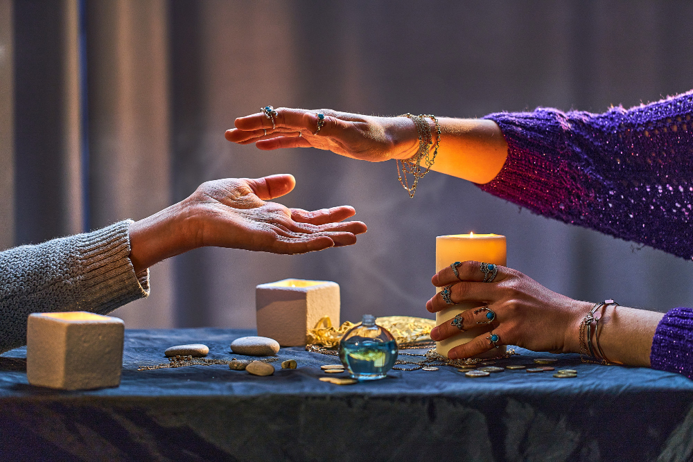  Fortune Telling